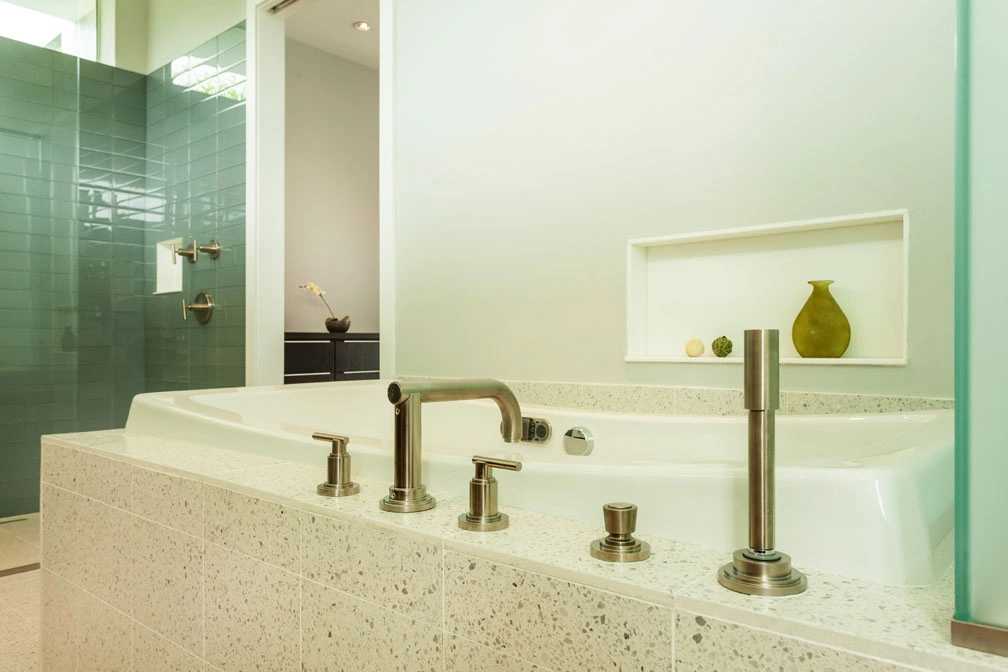 09-primarybathroom_39_chippewa_035_web