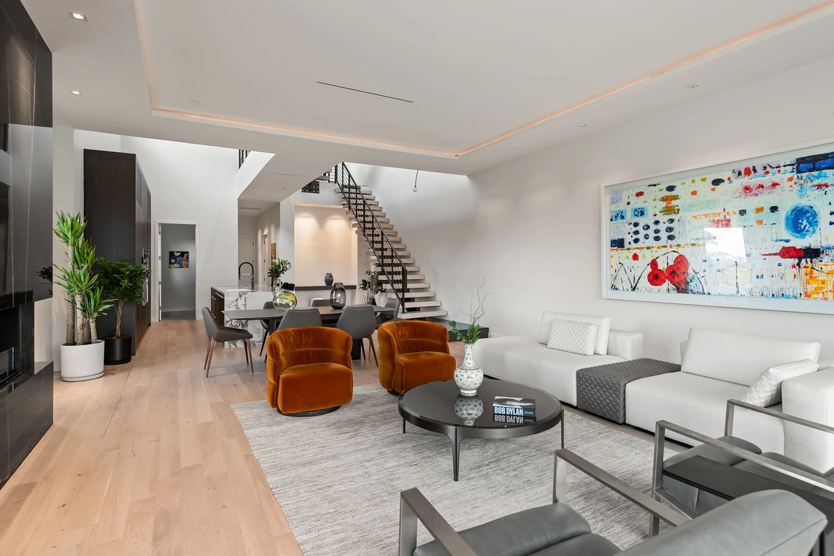14-livingroom_43_2700_Central_Ave_07.18__18_
