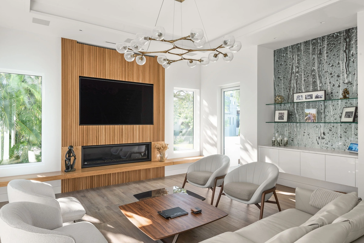 04-livingroom_43_1101_Monterey_Blvd_NE__8_