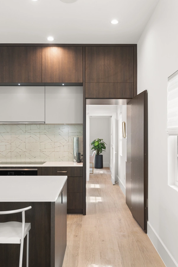 20-kitchen_43_MTBH_736_18th_Ave_NE___18_