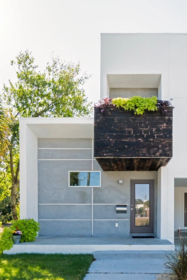 22-sideexterior_42_1328WFigSt_005