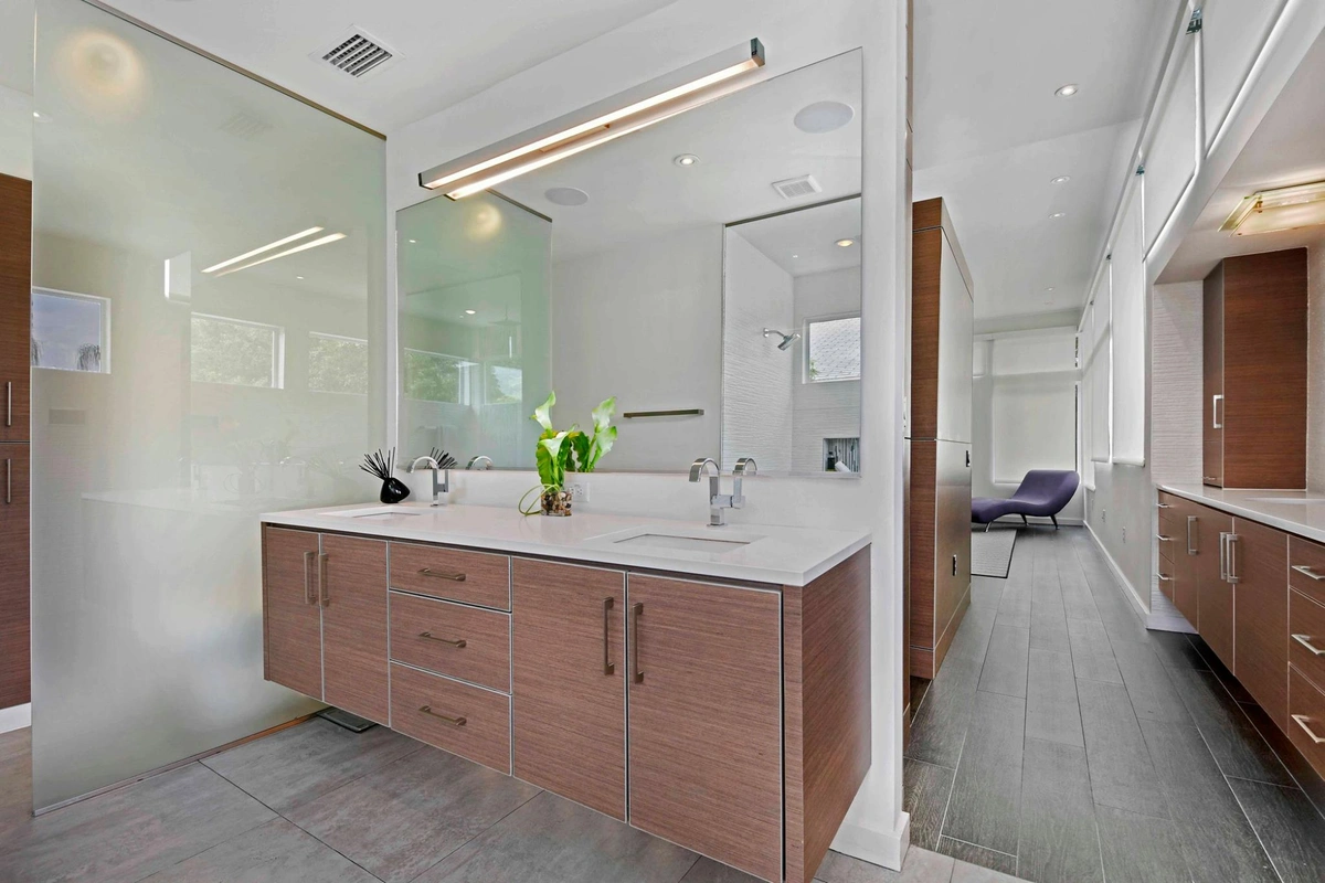 18-bathroom_42_35268208_2103733319902171_2212743416909922304_o