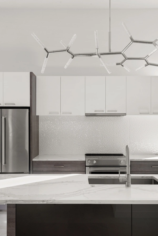 09-kitchen_43_MTBH_631_12th_Ave_S__10_