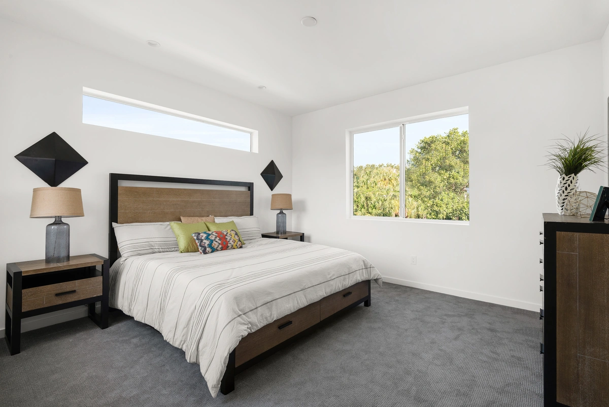26-primarybedroom_44_MTBH_-_637_12th_Ave_S_-__21_