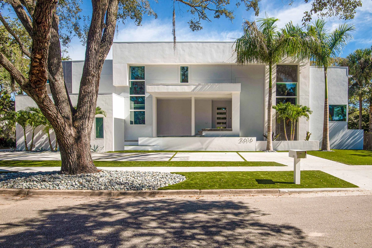 03-backexterior_47_MTBH_2616_S_Hawthorne_Cir__2_
