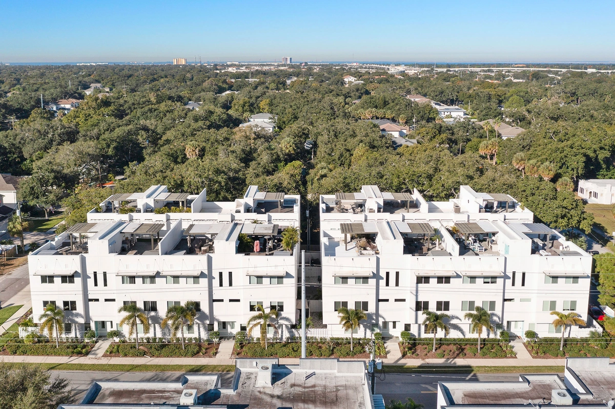 08-rooftop_48_MTBH_3100_W_Paul_Ave__2_
