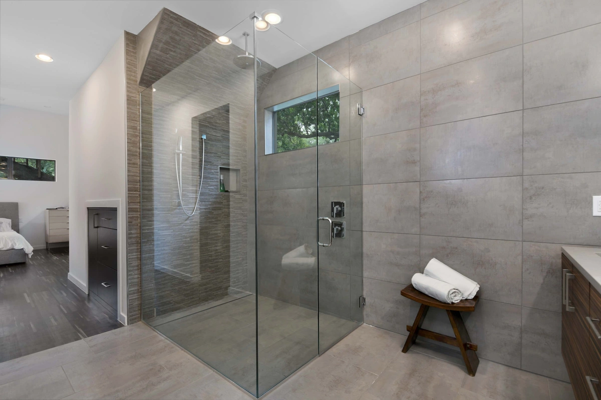 15-bathroom_42_WDorchester_019