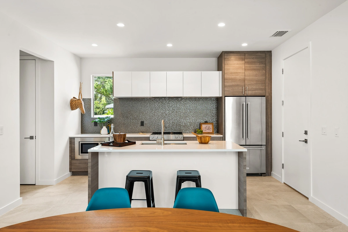 MTBH_1314_1-2_W_Lemon_St_interior__8_