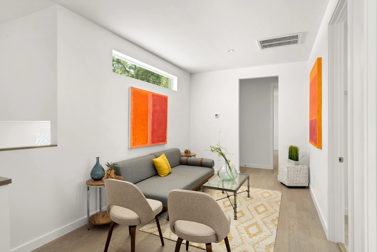 MTBH_1314_1-2_W_Lemon_St_interior__14_